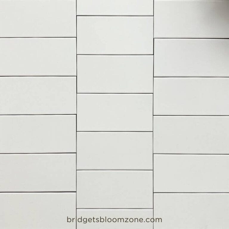 10+ Subway Tile Patterns for a Small White Tile Bathroom - Bridget's ...