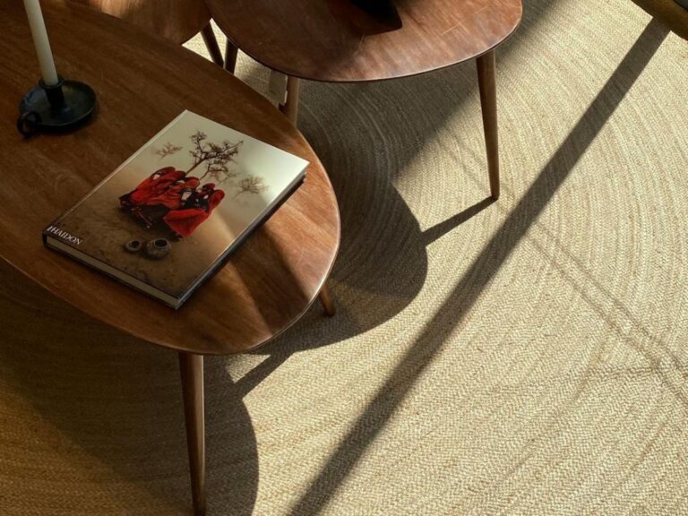 Luxury Living Room Ideas That Work Best in Small Apartments