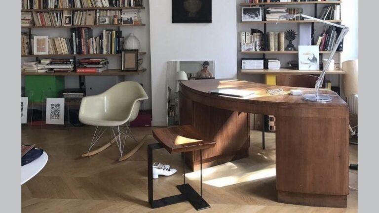 Work From Home Desk Setup: The Size and Shape That Fit a Small Room